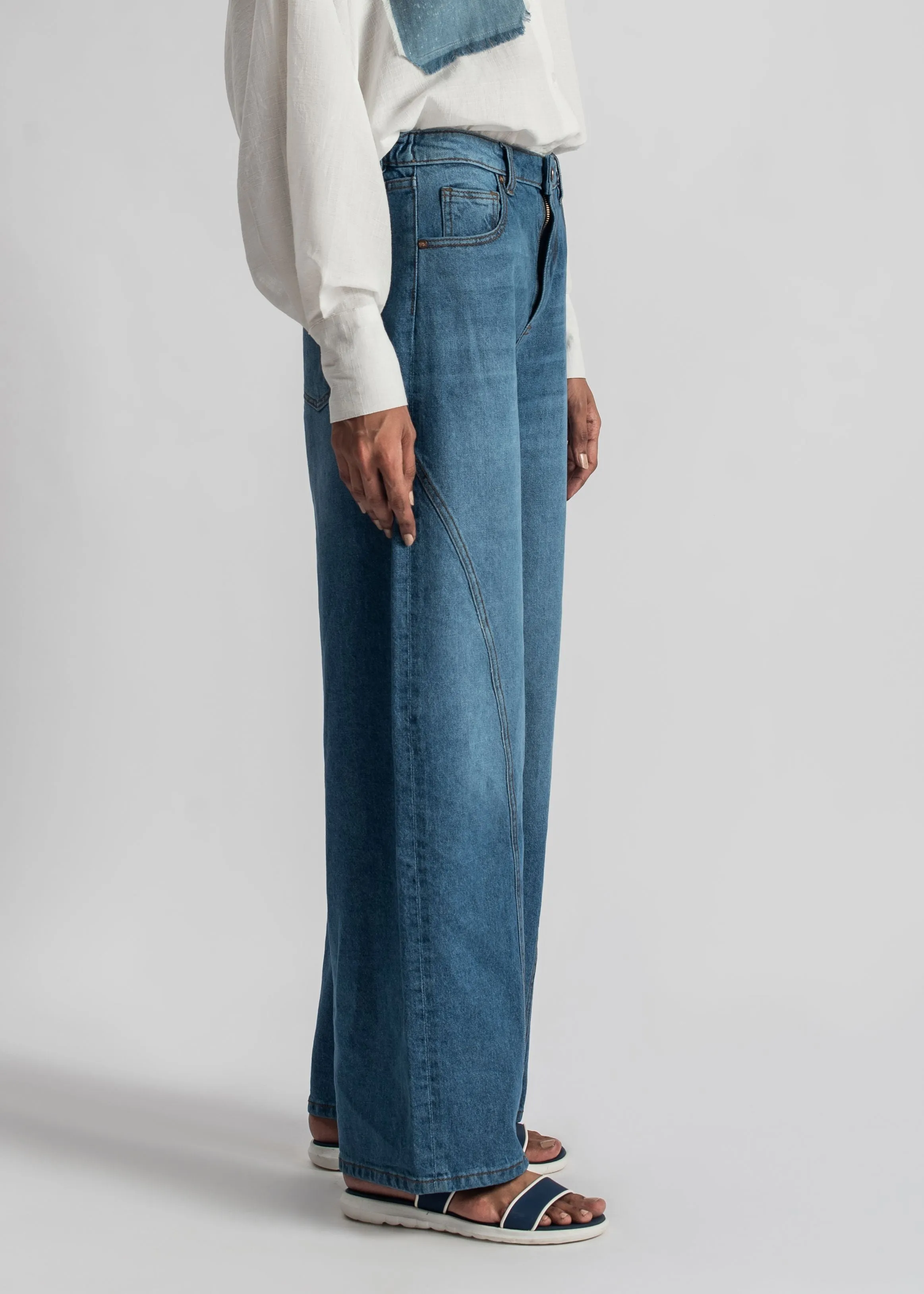 Blue Skater Fit with Seam Jeans