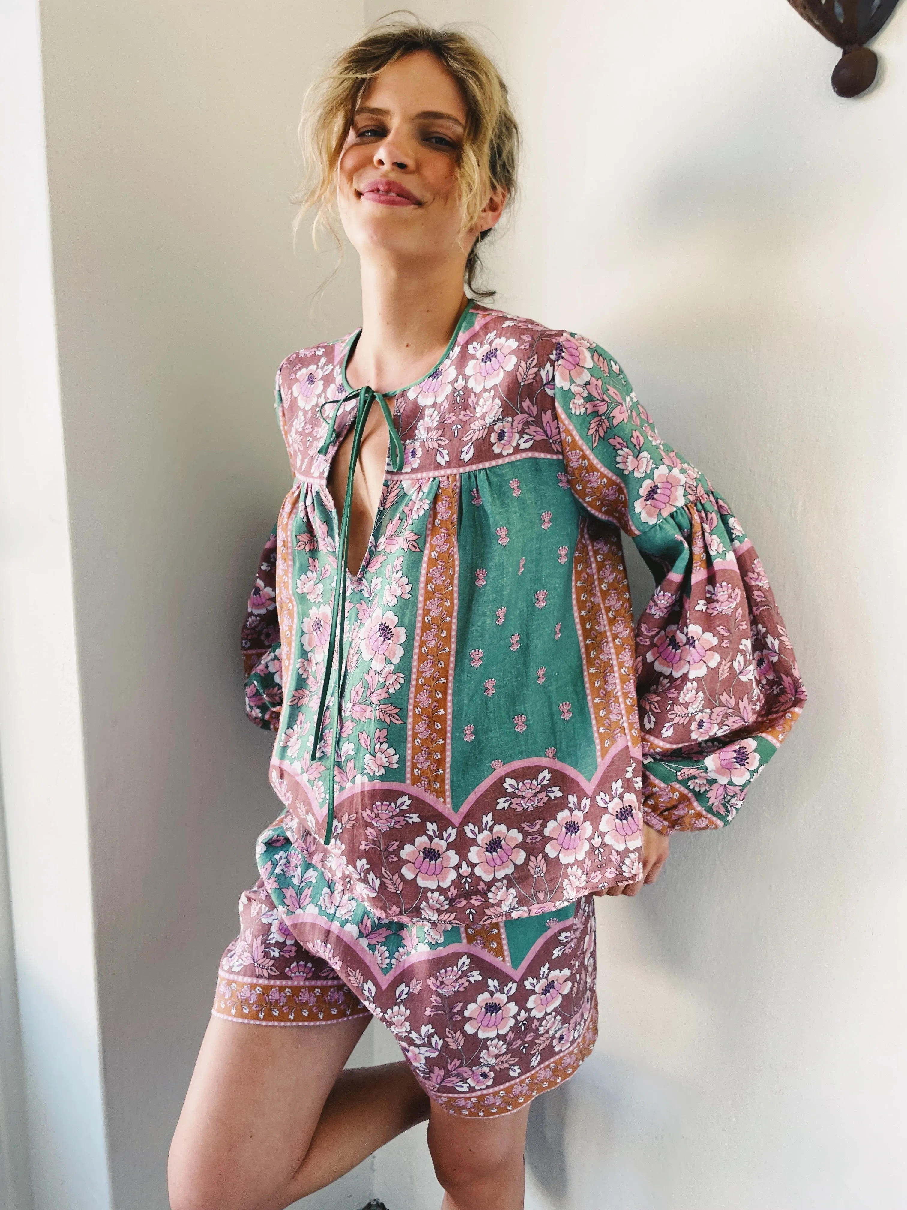 Calypso Rose Short