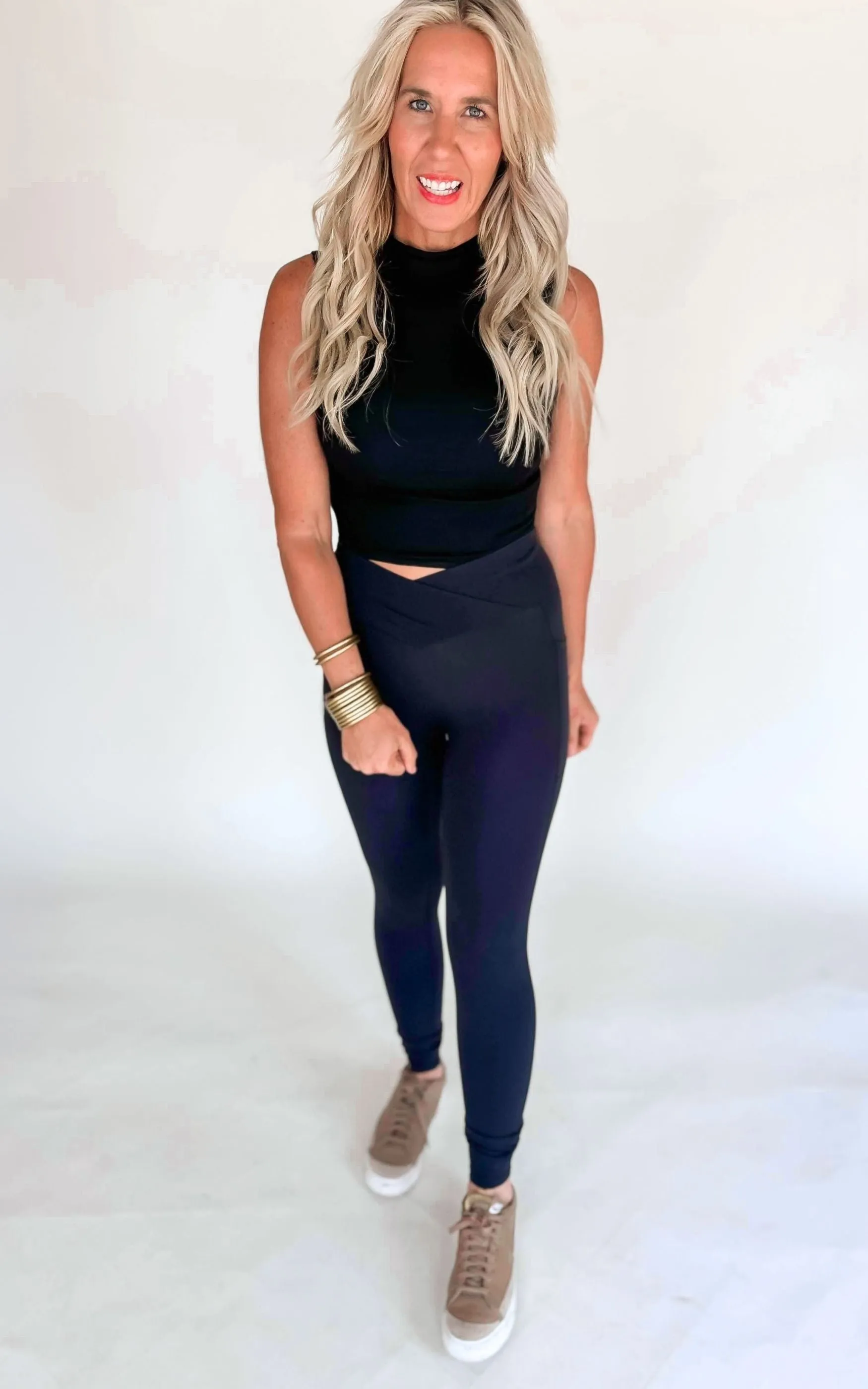 Chic & Chill Sleeveless Solid Knit Top