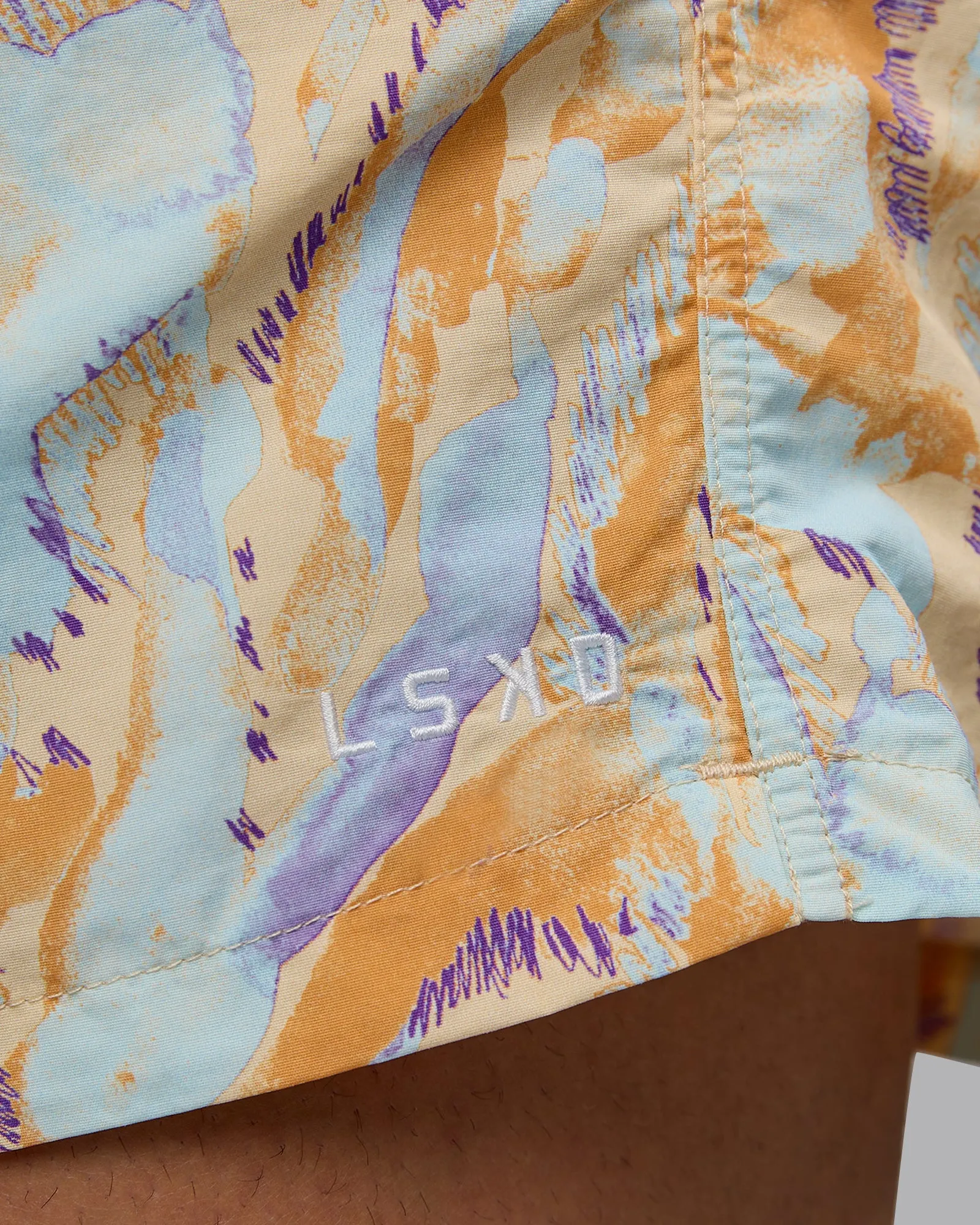 Classic 5" Shorts - Brush Orange Cream