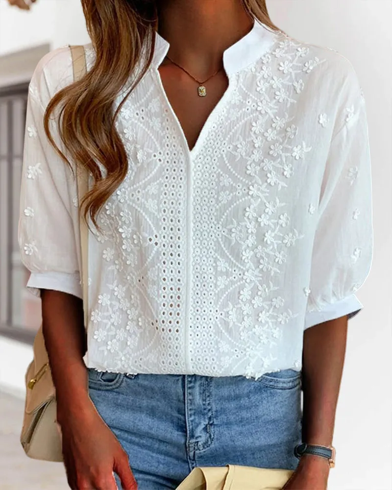 Emelia's Chic blouse met opstaande pofmouwtjes