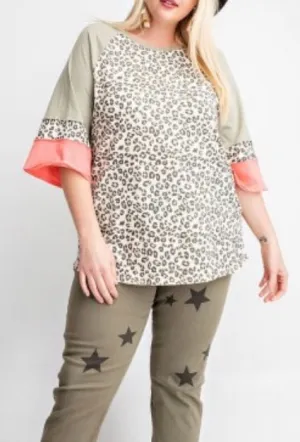 It's So Chic Curvy Top