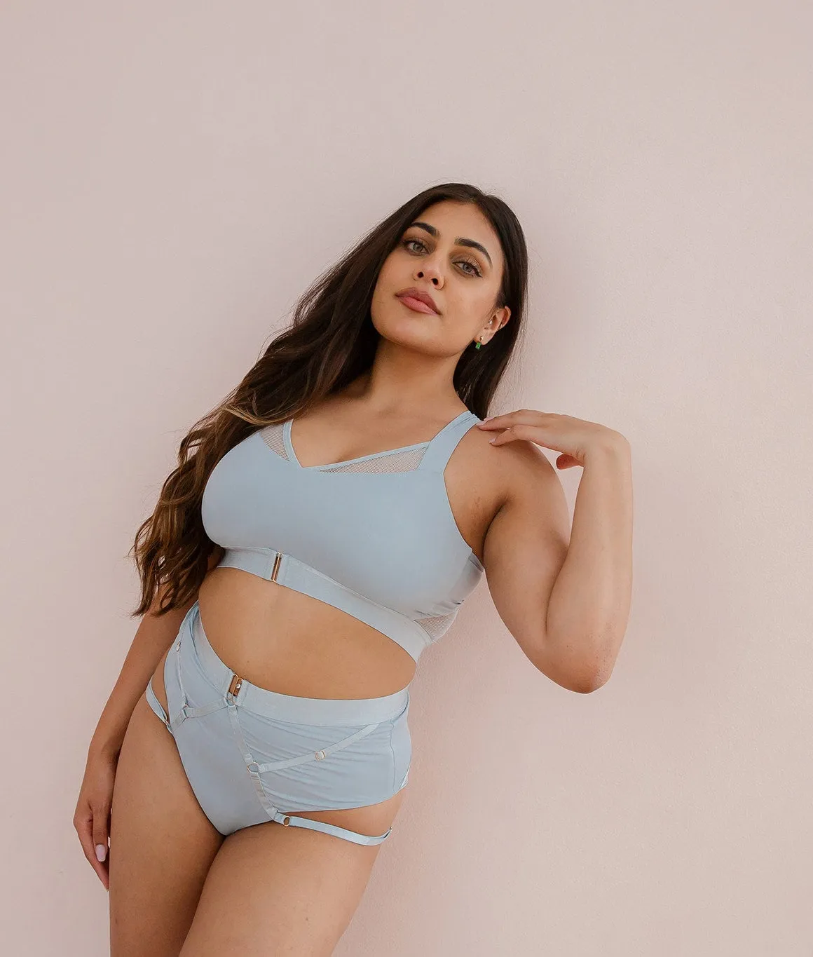 Perla Shorts - Matte Baby Blue