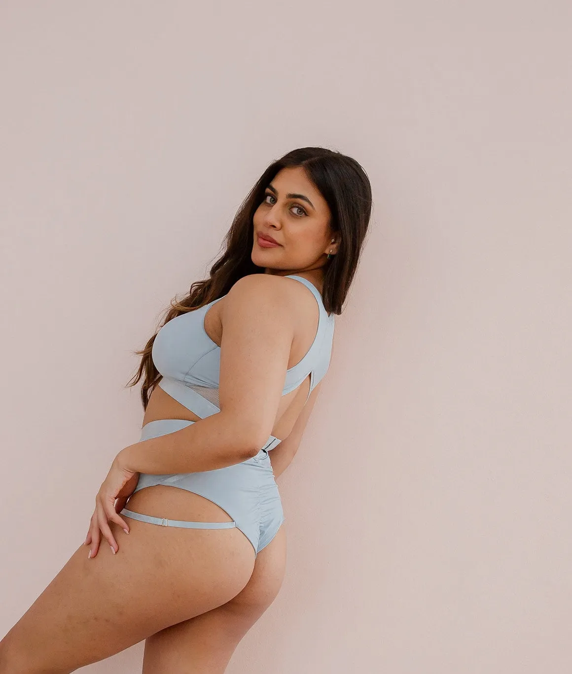 Perla Shorts - Matte Baby Blue